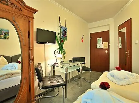Mueller Hotel Cologne