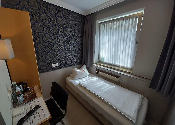 Mueller Hotel Kolonia