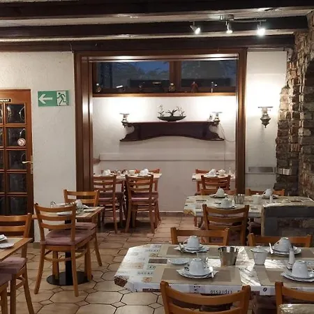 Hotel Mueller Kolonia